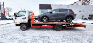 Эвакуация автомобиля с поломкой тормозов на КАД