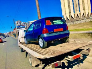 Эвакуация легкового автомобиля на Тихорецком проспекте в Санкт-Петербурге